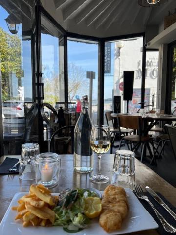 Hotel Restaurant La Voile - Le Dock'Er لوكمارياكور المظهر الخارجي الصورة